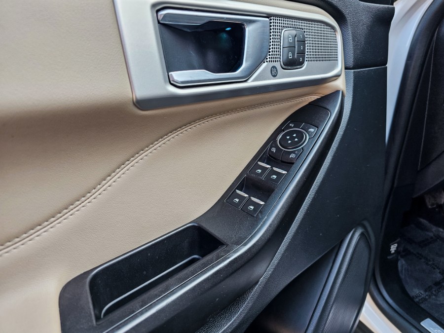 2020 Ford Explorer Limited 4WD, available for sale in Newark, New Jersey | RT Auto Center LLC. Newark, New Jersey 2020 Ford Explorer Limited 4WD, available for sale in Newark, New Jersey | RT Auto Center LLC. Newark, New Jersey
