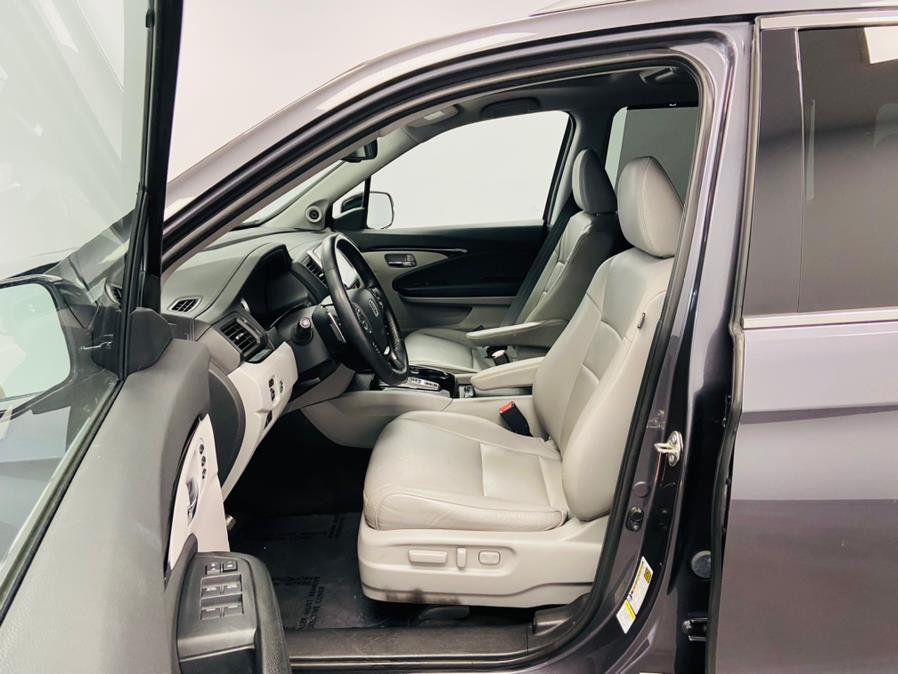 2016 Honda Pilot AWD 4dr Touring w/RES & Navi, available for sale in Linden, New Jersey | East Coast Auto Group. Linden, New Jersey 2016 Honda Pilot AWD 4dr Touring w/RES & Navi, available for sale in Linden, New Jersey | East Coast Auto Group. Linden, New Jersey