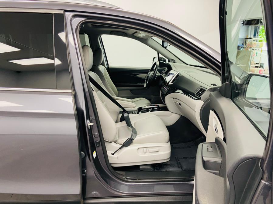 2016 Honda Pilot AWD 4dr Touring w/RES & Navi, available for sale in Linden, New Jersey | East Coast Auto Group. Linden, New Jersey 2016 Honda Pilot AWD 4dr Touring w/RES & Navi, available for sale in Linden, New Jersey | East Coast Auto Group. Linden, New Jersey