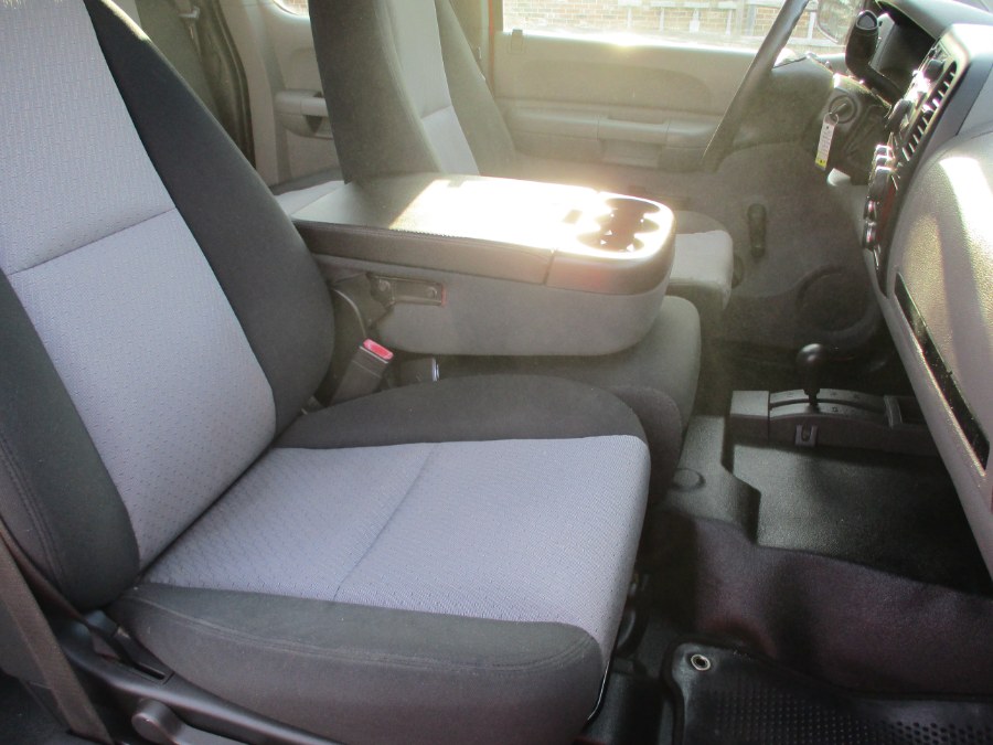 2009 GMC Sierra 1500 4WD Ext Cab 143.5" Work Truck, available for sale in Suffield, Connecticut | Suffield Auto Sales. Suffield, Connecticut 2009 GMC Sierra 1500 4WD Ext Cab 143.5" Work Truck, available for sale in Suffield, Connecticut | Suffield Auto Sales. Suffield, Connecticut