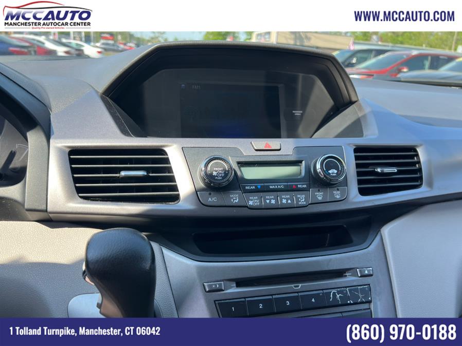 2015 Honda Odyssey 5dr LX, available for sale in Manchester, Connecticut | Manchester Autocar Center. Manchester, Connecticut 2015 Honda Odyssey 5dr LX, available for sale in Manchester, Connecticut | Manchester Autocar Center. Manchester, Connecticut