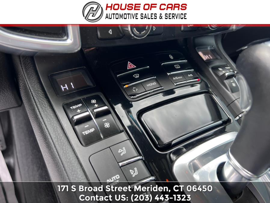 2013 Porsche Cayenne AWD 4dr Tiptronic, available for sale in Meriden, Connecticut | House of Cars CT. Meriden, Connecticut