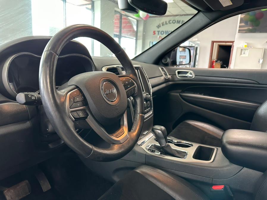 2018 Jeep Grand Cherokee Altitude 4x4 *Ltd Avail*, available for sale in Inwood, New York | 5 Towns Drive. Inwood, New York 2018 Jeep Grand Cherokee Altitude 4x4 *Ltd Avail*, available for sale in Inwood, New York | 5 Towns Drive. Inwood, New York