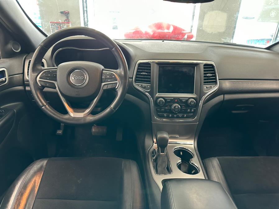 2018 Jeep Grand Cherokee Altitude 4x4 *Ltd Avail*, available for sale in Inwood, New York | 5 Towns Drive. Inwood, New York 2018 Jeep Grand Cherokee Altitude 4x4 *Ltd Avail*, available for sale in Inwood, New York | 5 Towns Drive. Inwood, New York
