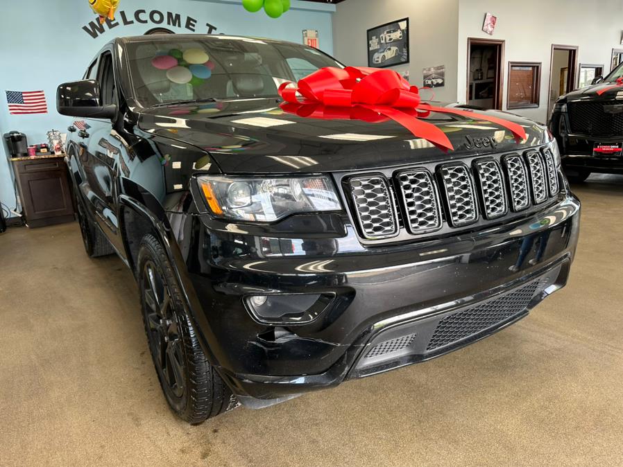 2018 Jeep Grand Cherokee Altitude 4x4 *Ltd Avail*, available for sale in Inwood, New York | 5 Towns Drive. Inwood, New York 2018 Jeep Grand Cherokee Altitude 4x4 *Ltd Avail*, available for sale in Inwood, New York | 5 Towns Drive. Inwood, New York