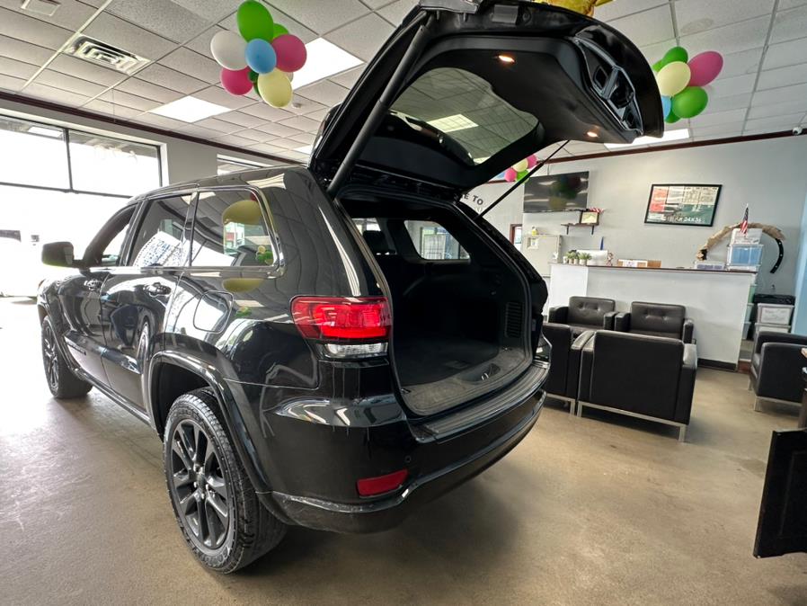 2018 Jeep Grand Cherokee Altitude 4x4 *Ltd Avail*, available for sale in Inwood, New York | 5 Towns Drive. Inwood, New York 2018 Jeep Grand Cherokee Altitude 4x4 *Ltd Avail*, available for sale in Inwood, New York | 5 Towns Drive. Inwood, New York