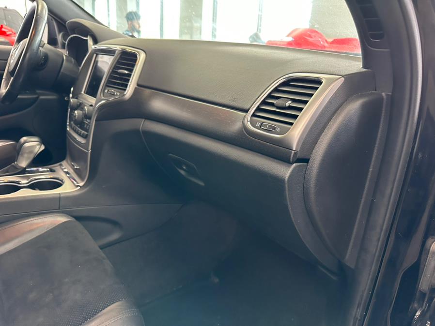 2018 Jeep Grand Cherokee Altitude 4x4 *Ltd Avail*, available for sale in Inwood, New York | 5 Towns Drive. Inwood, New York 2018 Jeep Grand Cherokee Altitude 4x4 *Ltd Avail*, available for sale in Inwood, New York | 5 Towns Drive. Inwood, New York