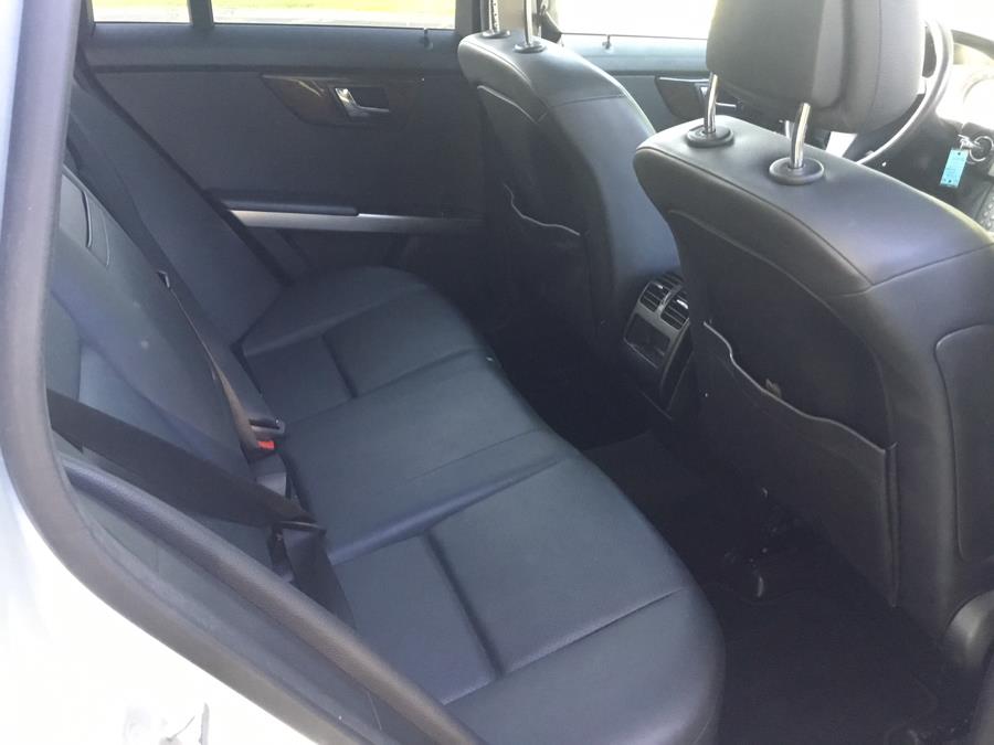 2010 Mercedes-Benz GLK 350 4MATIC 4dr GLK350, available for sale in Manchester, Connecticut | Liberty Motors. Manchester, Connecticut 2010 Mercedes-Benz GLK 350 4MATIC 4dr GLK350, available for sale in Manchester, Connecticut | Liberty Motors. Manchester, Connecticut