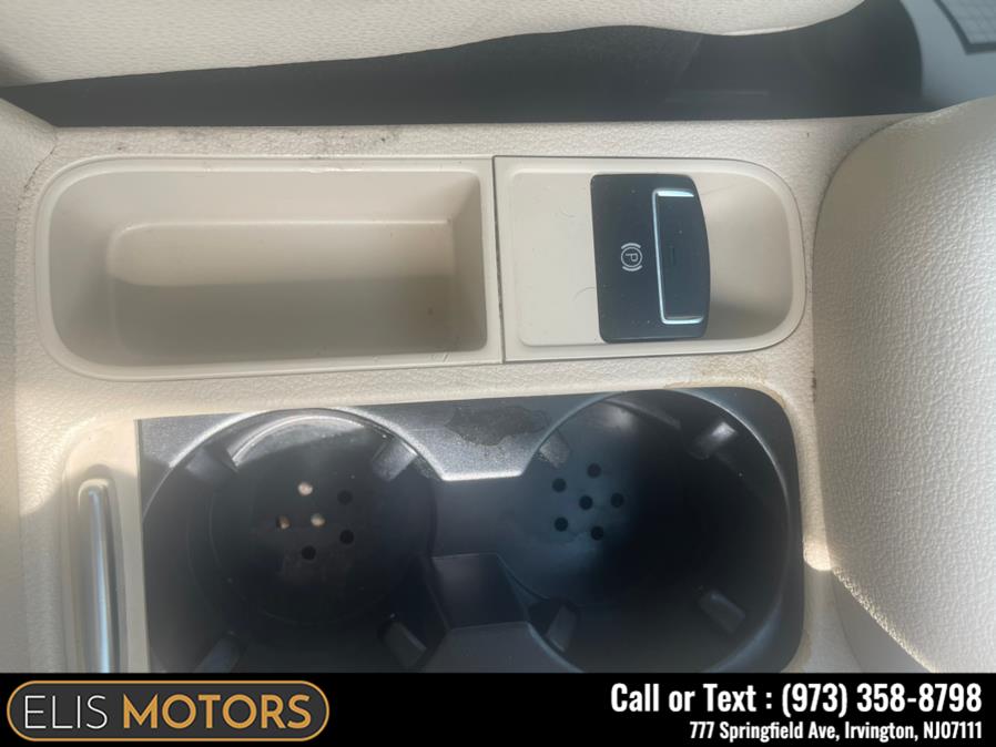 2013 Volkswagen Tiguan 4WD 4dr Auto SE w/Sunroof & Nav *Ltd Avail*, available for sale in Irvington, New Jersey | Elis Motors Corp. Irvington, New Jersey 2013 Volkswagen Tiguan 4WD 4dr Auto SE w/Sunroof & Nav *Ltd Avail*, available for sale in Irvington, New Jersey | Elis Motors Corp. Irvington, New Jersey
