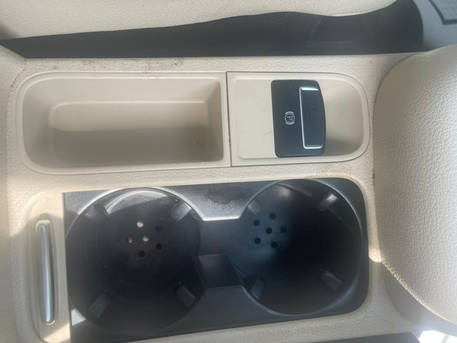 2013 Volkswagen Tiguan 4WD 4dr Auto SE w/Sunroof & Nav *Ltd Avail*, available for sale in Irvington, New Jersey | Elis Motors Corp. Irvington, New Jersey 2013 Volkswagen Tiguan 4WD 4dr Auto SE w/Sunroof & Nav *Ltd Avail*, available for sale in Irvington, New Jersey | Elis Motors Corp. Irvington, New Jersey