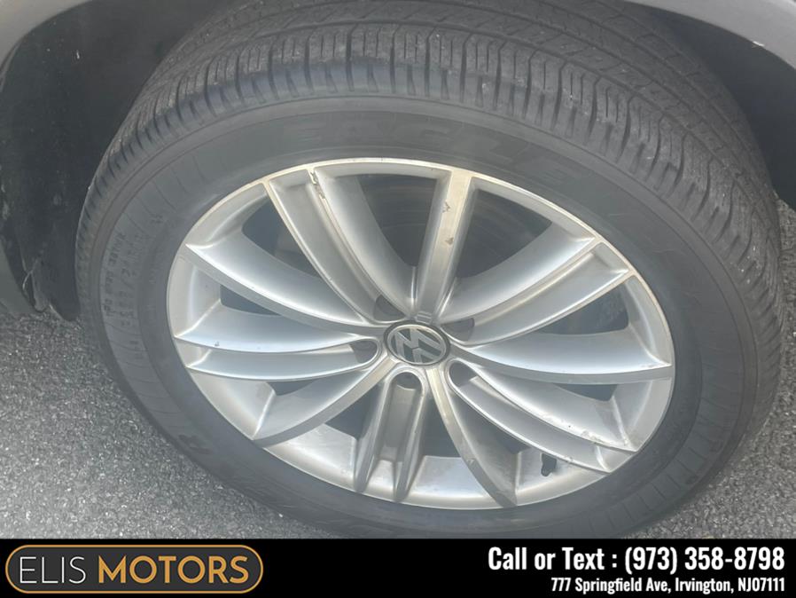 2013 Volkswagen Tiguan 4WD 4dr Auto SE w/Sunroof & Nav *Ltd Avail*, available for sale in Irvington, New Jersey | Elis Motors Corp. Irvington, New Jersey 2013 Volkswagen Tiguan 4WD 4dr Auto SE w/Sunroof & Nav *Ltd Avail*, available for sale in Irvington, New Jersey | Elis Motors Corp. Irvington, New Jersey