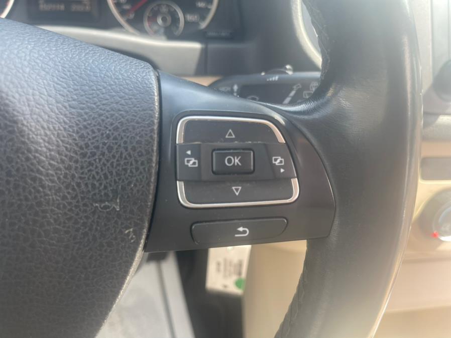 2013 Volkswagen Tiguan 4WD 4dr Auto SE w/Sunroof & Nav *Ltd Avail*, available for sale in Irvington, New Jersey | Elis Motors Corp. Irvington, New Jersey 2013 Volkswagen Tiguan 4WD 4dr Auto SE w/Sunroof & Nav *Ltd Avail*, available for sale in Irvington, New Jersey | Elis Motors Corp. Irvington, New Jersey