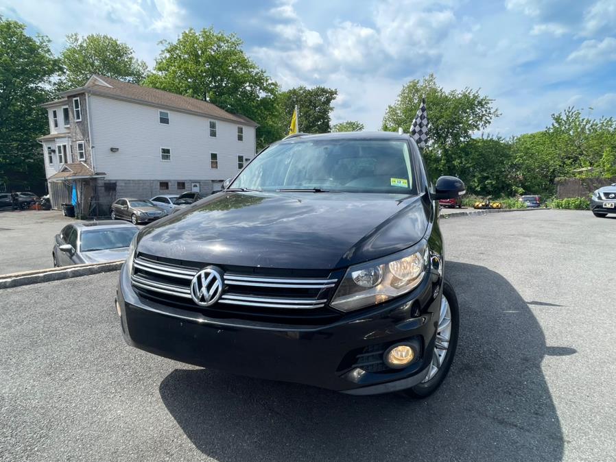 2013 Volkswagen Tiguan 4WD 4dr Auto SE w/Sunroof & Nav *Ltd Avail*, available for sale in Irvington, New Jersey | Elis Motors Corp. Irvington, New Jersey