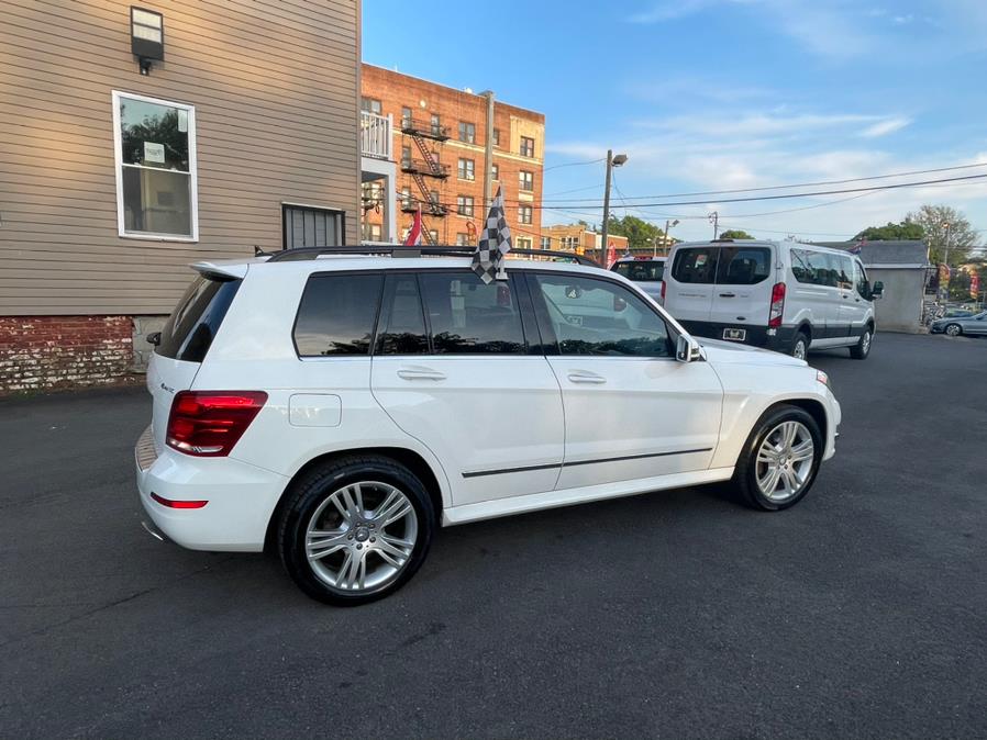 2015 Mercedes-Benz GLK-Class 4MATIC 4dr GLK 350, available for sale in Irvington, New Jersey | Elis Motors Corp. Irvington, New Jersey 2015 Mercedes-Benz GLK-Class 4MATIC 4dr GLK 350, available for sale in Irvington, New Jersey | Elis Motors Corp. Irvington, New Jersey