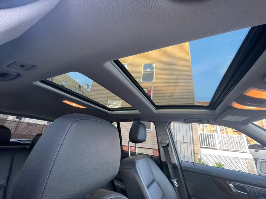 2015 Mercedes-Benz GLK-Class 4MATIC 4dr GLK 350, available for sale in Irvington, New Jersey | Elis Motors Corp. Irvington, New Jersey 2015 Mercedes-Benz GLK-Class 4MATIC 4dr GLK 350, available for sale in Irvington, New Jersey | Elis Motors Corp. Irvington, New Jersey
