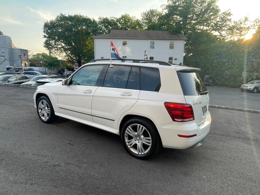 2015 Mercedes-Benz GLK-Class 4MATIC 4dr GLK 350, available for sale in Irvington, New Jersey | Elis Motors Corp. Irvington, New Jersey 2015 Mercedes-Benz GLK-Class 4MATIC 4dr GLK 350, available for sale in Irvington, New Jersey | Elis Motors Corp. Irvington, New Jersey