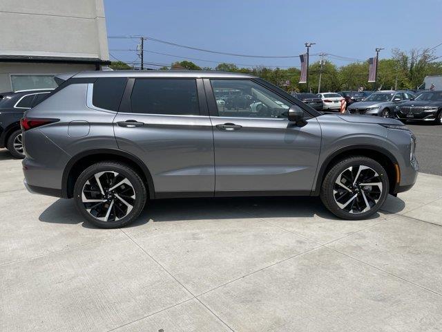 2023 Mitsubishi Outlander SE, available for sale in Great Neck, New York | Camy Cars. Great Neck, New York 2023 Mitsubishi Outlander SE, available for sale in Great Neck, New York | Camy Cars. Great Neck, New York