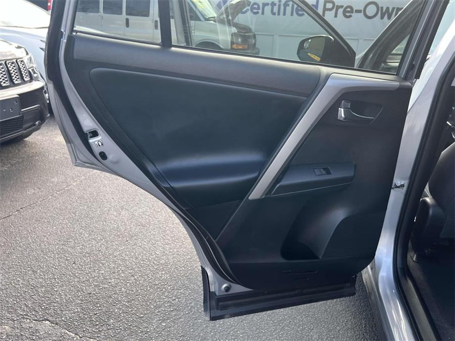 2017 Toyota Rav4 XLE, available for sale in Wantagh, New York | Wantagh Certified. Wantagh, New York 2017 Toyota Rav4 XLE, available for sale in Wantagh, New York | Wantagh Certified. Wantagh, New York