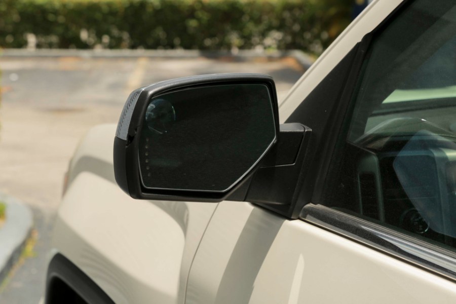 2015 GMC Sierra 1500 4WD Crew Cab 143.5" Denali, available for sale in Miami, Florida | 26 Motors Miami. Miami, Florida 2015 GMC Sierra 1500 4WD Crew Cab 143.5" Denali, available for sale in Miami, Florida | 26 Motors Miami. Miami, Florida