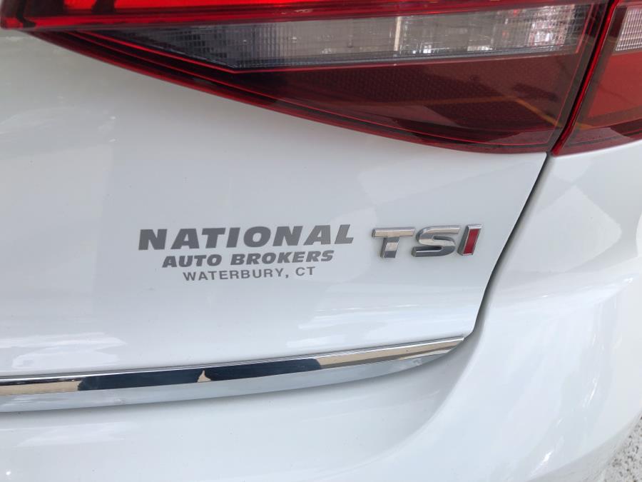 2017 Volkswagen Jetta 1.8T SEL Auto, available for sale in Waterbury, Connecticut | National Auto Brokers, Inc.. Waterbury, Connecticut 2017 Volkswagen Jetta 1.8T SEL Auto, available for sale in Waterbury, Connecticut | National Auto Brokers, Inc.. Waterbury, Connecticut