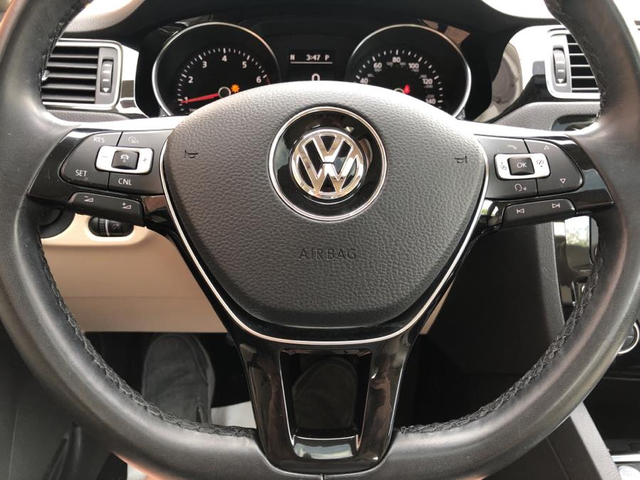 2017 Volkswagen Jetta 1.8T SEL Auto, available for sale in Waterbury, Connecticut | National Auto Brokers, Inc.. Waterbury, Connecticut 2017 Volkswagen Jetta 1.8T SEL Auto, available for sale in Waterbury, Connecticut | National Auto Brokers, Inc.. Waterbury, Connecticut