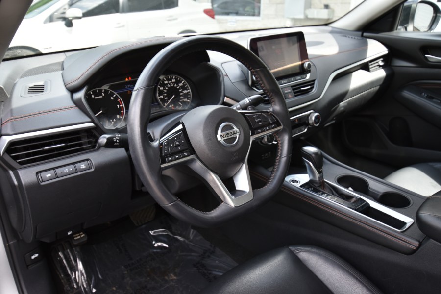 2021 Nissan Altima 2.5 SR Sedan, available for sale in Waterbury, Connecticut | Highline Car Connection. Waterbury, Connecticut 2021 Nissan Altima 2.5 SR Sedan, available for sale in Waterbury, Connecticut | Highline Car Connection. Waterbury, Connecticut