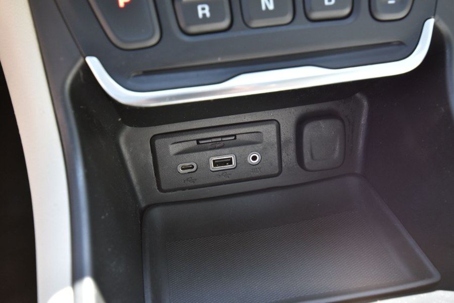 2019 GMC Terrain AWD 4dr Denali, available for sale in Waterbury, Connecticut | Highline Car Connection. Waterbury, Connecticut 2019 GMC Terrain AWD 4dr Denali, available for sale in Waterbury, Connecticut | Highline Car Connection. Waterbury, Connecticut