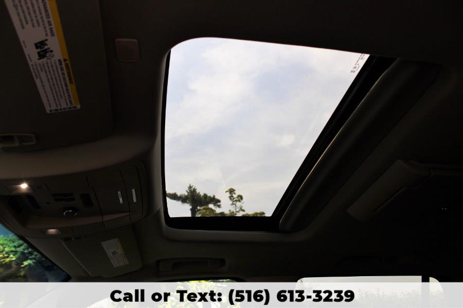 2020 Chevrolet Tahoe 4WD 4dr Premier, available for sale in Great Neck, New York | Great Neck Car Buyers & Sellers. Great Neck, New York 2020 Chevrolet Tahoe 4WD 4dr Premier, available for sale in Great Neck, New York | Great Neck Car Buyers & Sellers. Great Neck, New York