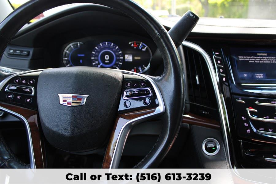 2019 Cadillac Escalade 4WD 4dr Luxury, available for sale in Great Neck, New York | Great Neck Car Buyers & Sellers. Great Neck, New York 2019 Cadillac Escalade 4WD 4dr Luxury, available for sale in Great Neck, New York | Great Neck Car Buyers & Sellers. Great Neck, New York