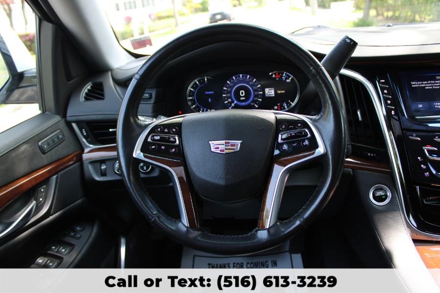 2019 Cadillac Escalade 4WD 4dr Luxury, available for sale in Great Neck, New York | Great Neck Car Buyers & Sellers. Great Neck, New York 2019 Cadillac Escalade 4WD 4dr Luxury, available for sale in Great Neck, New York | Great Neck Car Buyers & Sellers. Great Neck, New York