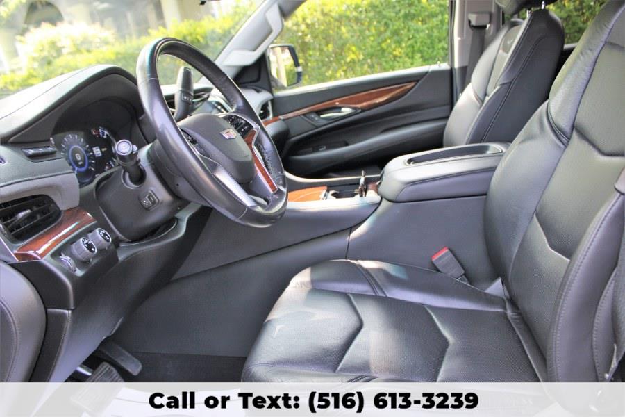 2019 Cadillac Escalade 4WD 4dr Luxury, available for sale in Great Neck, New York | Great Neck Car Buyers & Sellers. Great Neck, New York 2019 Cadillac Escalade 4WD 4dr Luxury, available for sale in Great Neck, New York | Great Neck Car Buyers & Sellers. Great Neck, New York