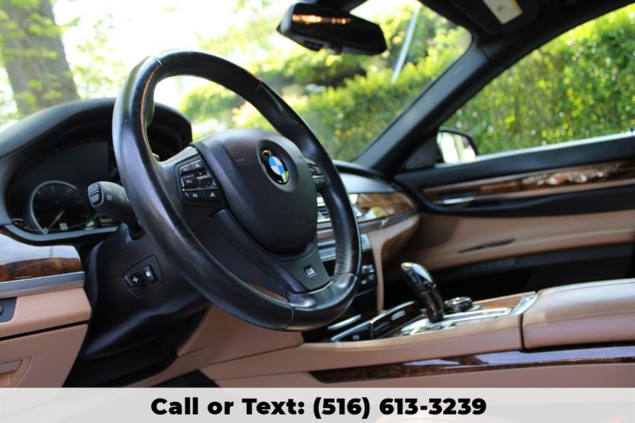 2015 BMW 7 Series 4dr Sdn 750i xDrive AWD, available for sale in Great Neck, New York | Great Neck Car Buyers & Sellers. Great Neck, New York 2015 BMW 7 Series 4dr Sdn 750i xDrive AWD, available for sale in Great Neck, New York | Great Neck Car Buyers & Sellers. Great Neck, New York