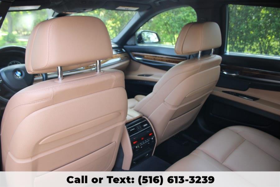 2015 BMW 7 Series 4dr Sdn 750i xDrive AWD, available for sale in Great Neck, New York | Great Neck Car Buyers & Sellers. Great Neck, New York 2015 BMW 7 Series 4dr Sdn 750i xDrive AWD, available for sale in Great Neck, New York | Great Neck Car Buyers & Sellers. Great Neck, New York