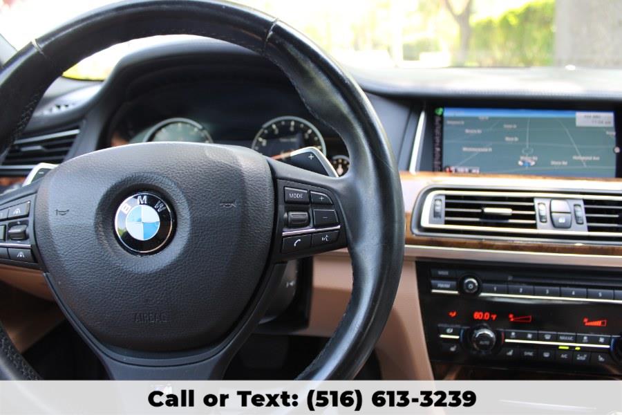 2015 BMW 7 Series 4dr Sdn 750i xDrive AWD, available for sale in Great Neck, New York | Great Neck Car Buyers & Sellers. Great Neck, New York 2015 BMW 7 Series 4dr Sdn 750i xDrive AWD, available for sale in Great Neck, New York | Great Neck Car Buyers & Sellers. Great Neck, New York