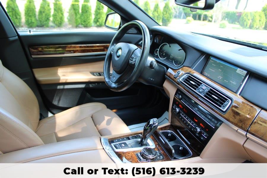 2015 BMW 7 Series 4dr Sdn 750i xDrive AWD, available for sale in Great Neck, New York | Great Neck Car Buyers & Sellers. Great Neck, New York 2015 BMW 7 Series 4dr Sdn 750i xDrive AWD, available for sale in Great Neck, New York | Great Neck Car Buyers & Sellers. Great Neck, New York