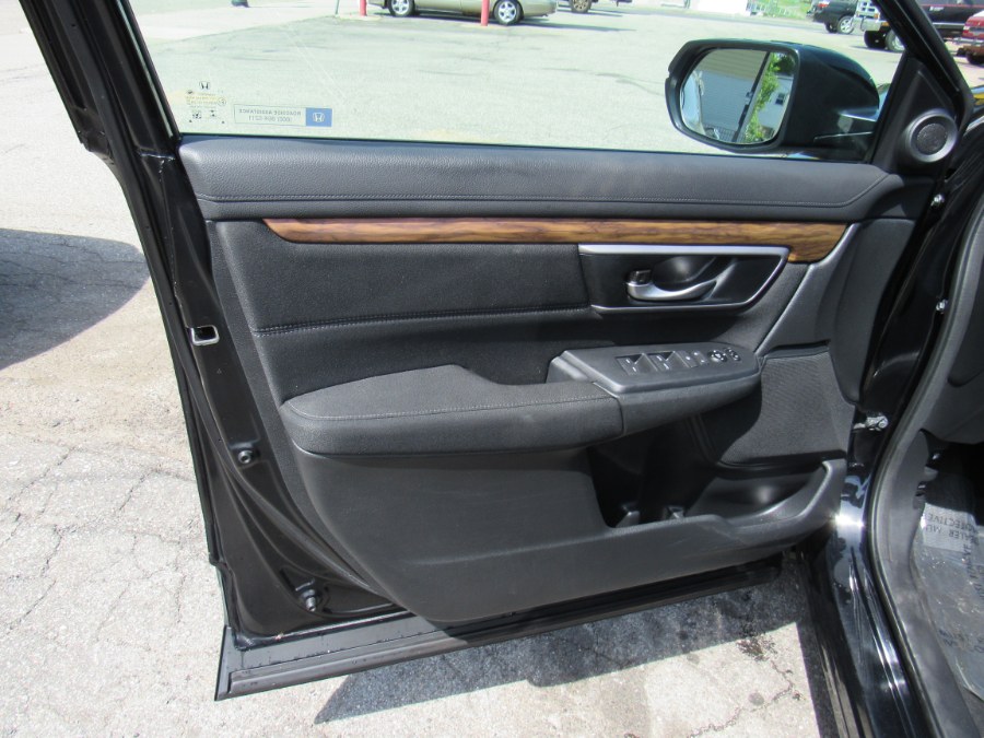 2017 Honda CR-V EX, available for sale in Worcester, Massachusetts | Hilario's Auto Sales Inc.. Worcester, Massachusetts 2017 Honda CR-V EX, available for sale in Worcester, Massachusetts | Hilario's Auto Sales Inc.. Worcester, Massachusetts