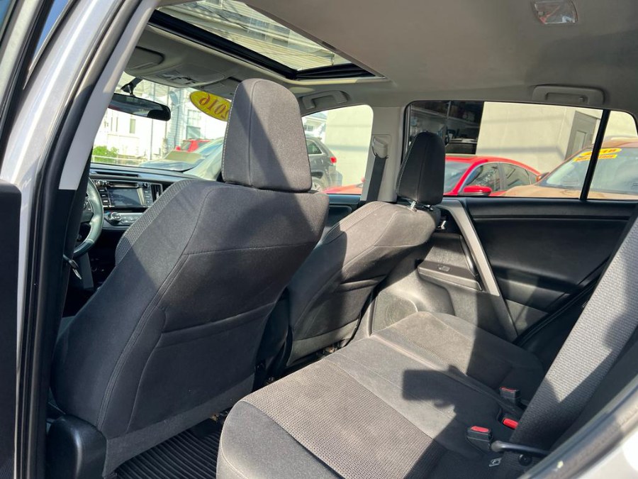 2016 Toyota RAV4 AWD 4dr XLE (Natl), available for sale in Peabody, Massachusetts | New Star Motors. Peabody, Massachusetts 2016 Toyota RAV4 AWD 4dr XLE (Natl), available for sale in Peabody, Massachusetts | New Star Motors. Peabody, Massachusetts