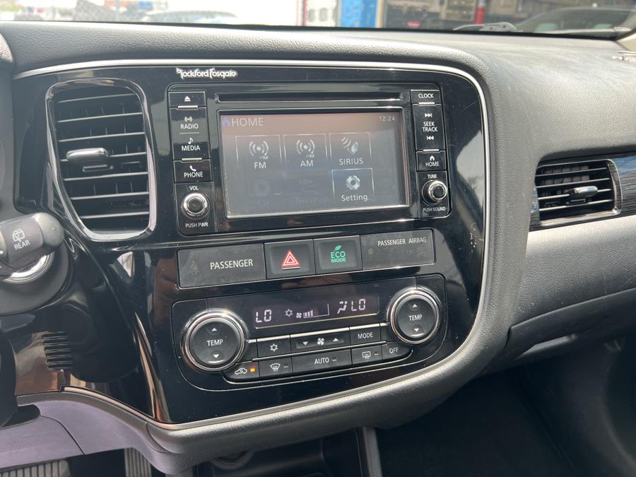 2016 Mitsubishi Outlander AWC 4dr SEL, available for sale in Stamford, Connecticut | Harbor View Auto Sales LLC. Stamford, Connecticut 2016 Mitsubishi Outlander AWC 4dr SEL, available for sale in Stamford, Connecticut | Harbor View Auto Sales LLC. Stamford, Connecticut