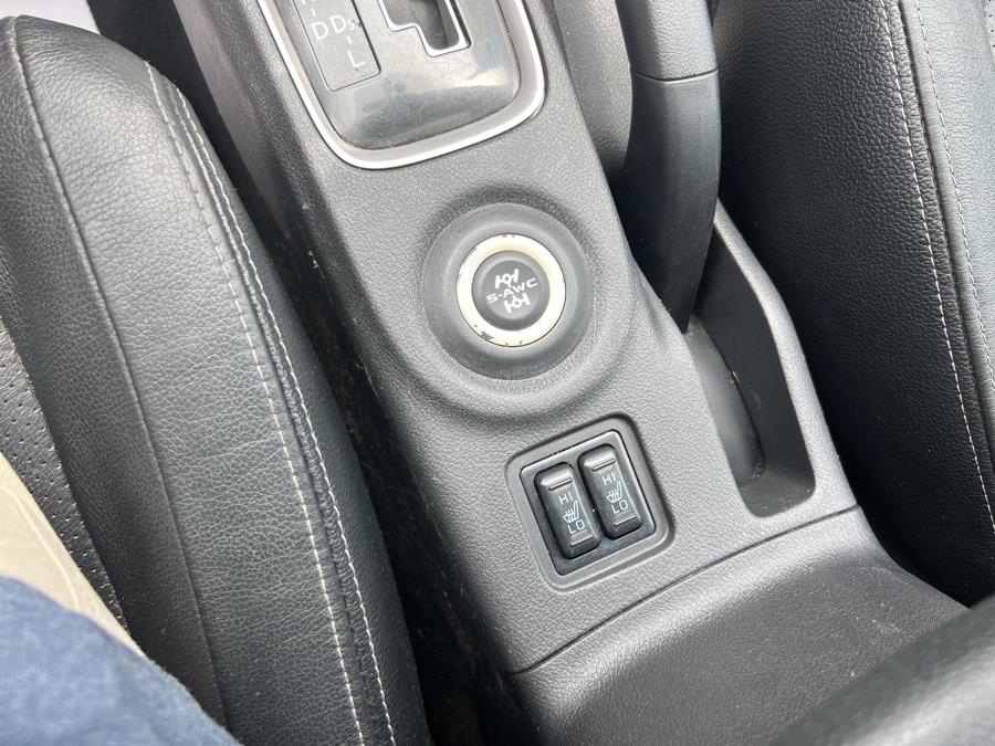 2016 Mitsubishi Outlander AWC 4dr SEL, available for sale in Stamford, Connecticut | Harbor View Auto Sales LLC. Stamford, Connecticut 2016 Mitsubishi Outlander AWC 4dr SEL, available for sale in Stamford, Connecticut | Harbor View Auto Sales LLC. Stamford, Connecticut