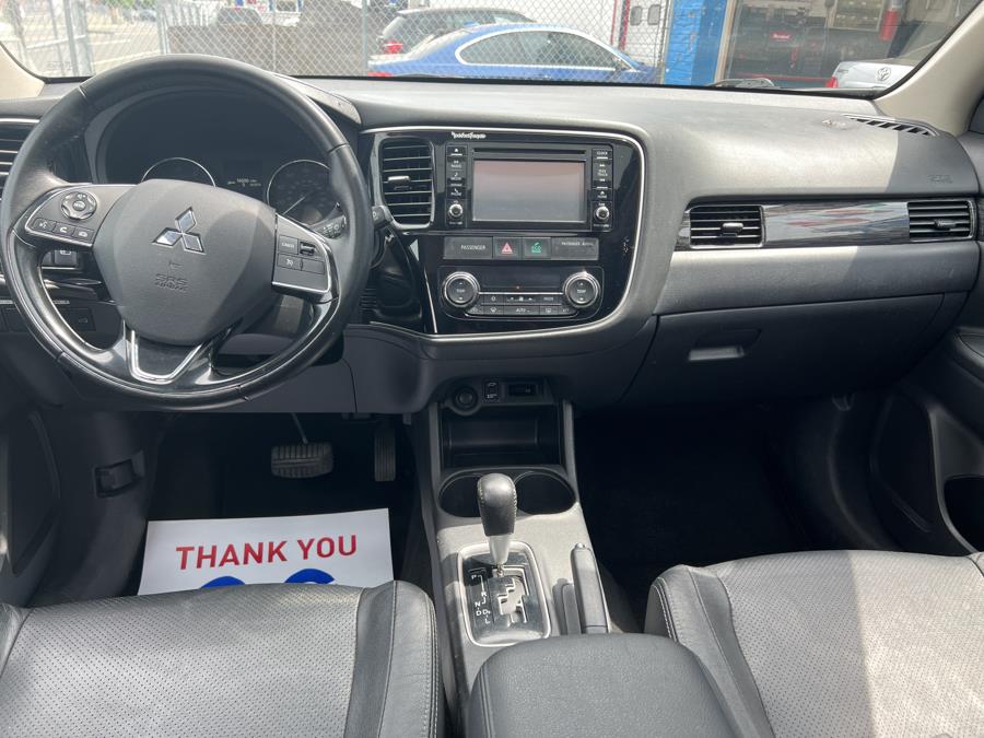 2016 Mitsubishi Outlander AWC 4dr SEL, available for sale in Stamford, Connecticut | Harbor View Auto Sales LLC. Stamford, Connecticut 2016 Mitsubishi Outlander AWC 4dr SEL, available for sale in Stamford, Connecticut | Harbor View Auto Sales LLC. Stamford, Connecticut