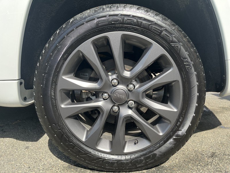 2018 Jeep Grand Cherokee Overland 4x4, available for sale in West Springfield, Massachusetts | Union Street Auto Sales. West Springfield, Massachusetts 2018 Jeep Grand Cherokee Overland 4x4, available for sale in West Springfield, Massachusetts | Union Street Auto Sales. West Springfield, Massachusetts