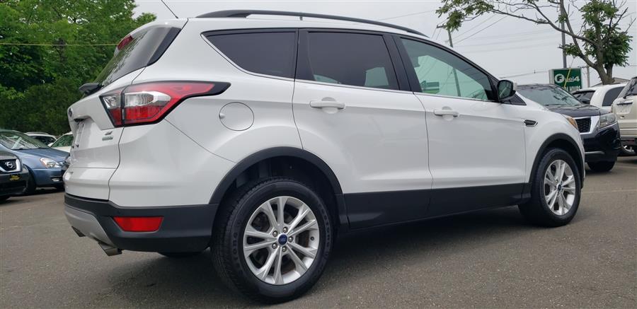2018 Ford Escape SE FWD, available for sale in Little Ferry, New Jersey | Victoria Preowned Autos Inc. Little Ferry, New Jersey 2018 Ford Escape SE FWD, available for sale in Little Ferry, New Jersey | Victoria Preowned Autos Inc. Little Ferry, New Jersey