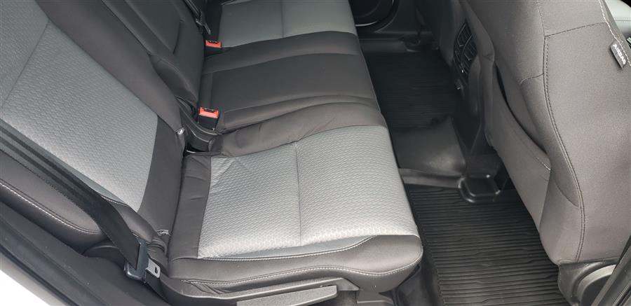 2018 Ford Escape SE FWD, available for sale in Little Ferry, New Jersey | Victoria Preowned Autos Inc. Little Ferry, New Jersey 2018 Ford Escape SE FWD, available for sale in Little Ferry, New Jersey | Victoria Preowned Autos Inc. Little Ferry, New Jersey