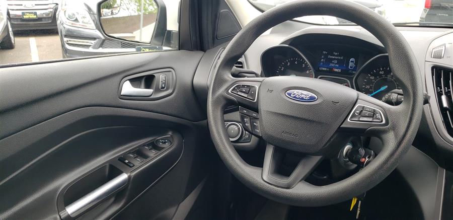 2018 Ford Escape SE FWD, available for sale in Little Ferry, New Jersey | Victoria Preowned Autos Inc. Little Ferry, New Jersey 2018 Ford Escape SE FWD, available for sale in Little Ferry, New Jersey | Victoria Preowned Autos Inc. Little Ferry, New Jersey
