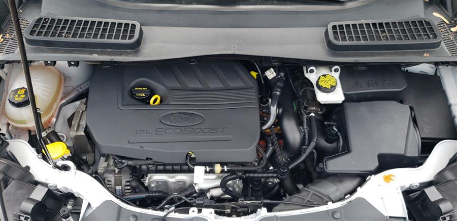 2018 Ford Escape SE FWD, available for sale in Little Ferry, New Jersey | Victoria Preowned Autos Inc. Little Ferry, New Jersey 2018 Ford Escape SE FWD, available for sale in Little Ferry, New Jersey | Victoria Preowned Autos Inc. Little Ferry, New Jersey