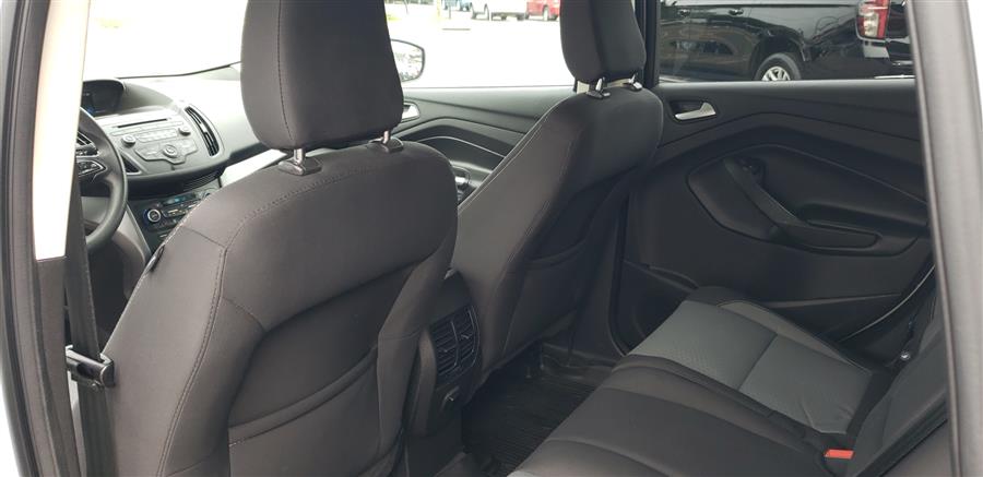 2018 Ford Escape SE FWD, available for sale in Little Ferry, New Jersey | Victoria Preowned Autos Inc. Little Ferry, New Jersey 2018 Ford Escape SE FWD, available for sale in Little Ferry, New Jersey | Victoria Preowned Autos Inc. Little Ferry, New Jersey