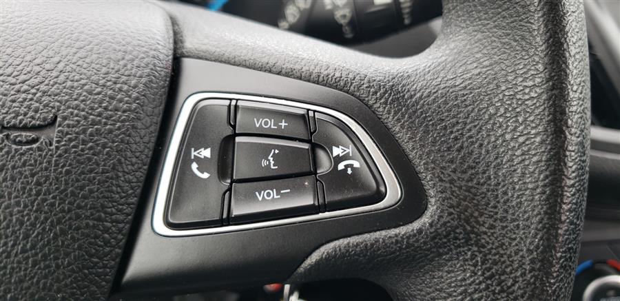 2018 Ford Escape SE FWD, available for sale in Little Ferry, New Jersey | Victoria Preowned Autos Inc. Little Ferry, New Jersey 2018 Ford Escape SE FWD, available for sale in Little Ferry, New Jersey | Victoria Preowned Autos Inc. Little Ferry, New Jersey