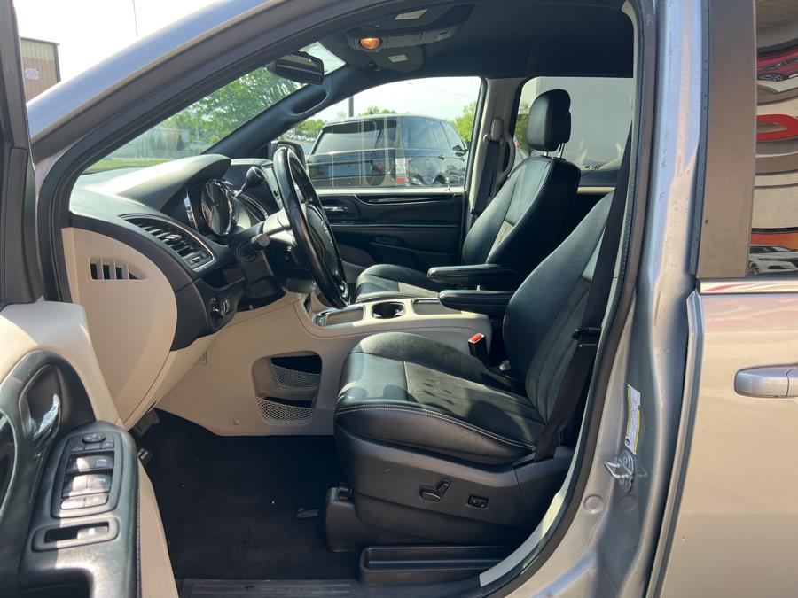2019 Dodge Grand Caravan SXT, available for sale in Waterbury, Connecticut | Prestige Auto Superstore. Waterbury, Connecticut 2019 Dodge Grand Caravan SXT, available for sale in Waterbury, Connecticut | Prestige Auto Superstore. Waterbury, Connecticut