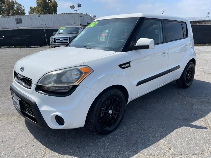 2012 Kia Soul 5dr Wgn Auto Base, available for sale in Garden Grove, California | U Save Auto Auction. Garden Grove, California 2012 Kia Soul 5dr Wgn Auto Base, available for sale in Garden Grove, California | U Save Auto Auction. Garden Grove, California