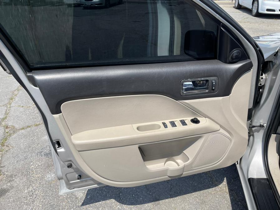 2007 Ford Fusion 4dr Sdn I4 S FWD, available for sale in Garden Grove, California | U Save Auto Auction. Garden Grove, California 2007 Ford Fusion 4dr Sdn I4 S FWD, available for sale in Garden Grove, California | U Save Auto Auction. Garden Grove, California